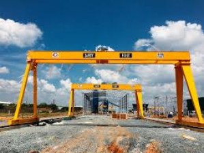 Biến tần Yaskawa CIMR-AT4A0165AAA cho Cẩu Trục